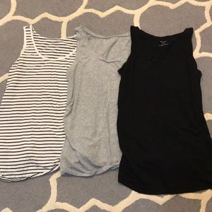Lot of maternity tanks
